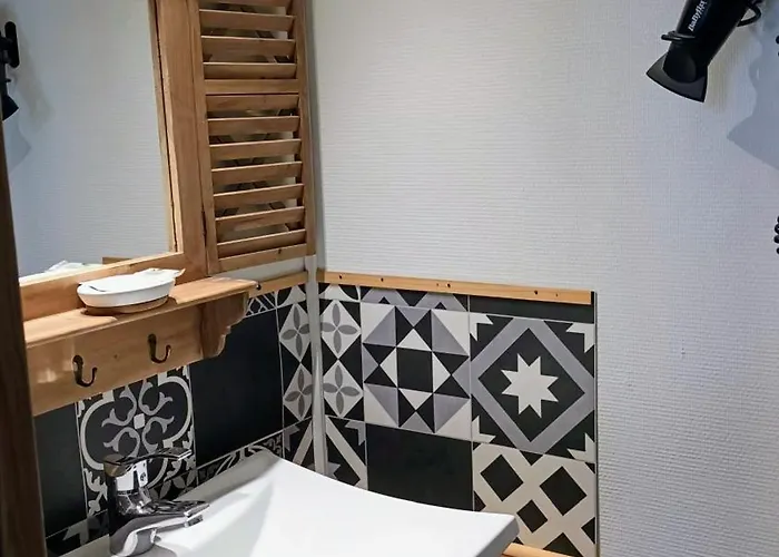 Habitación en casa particular Avec Terrasse - Vue Jardin